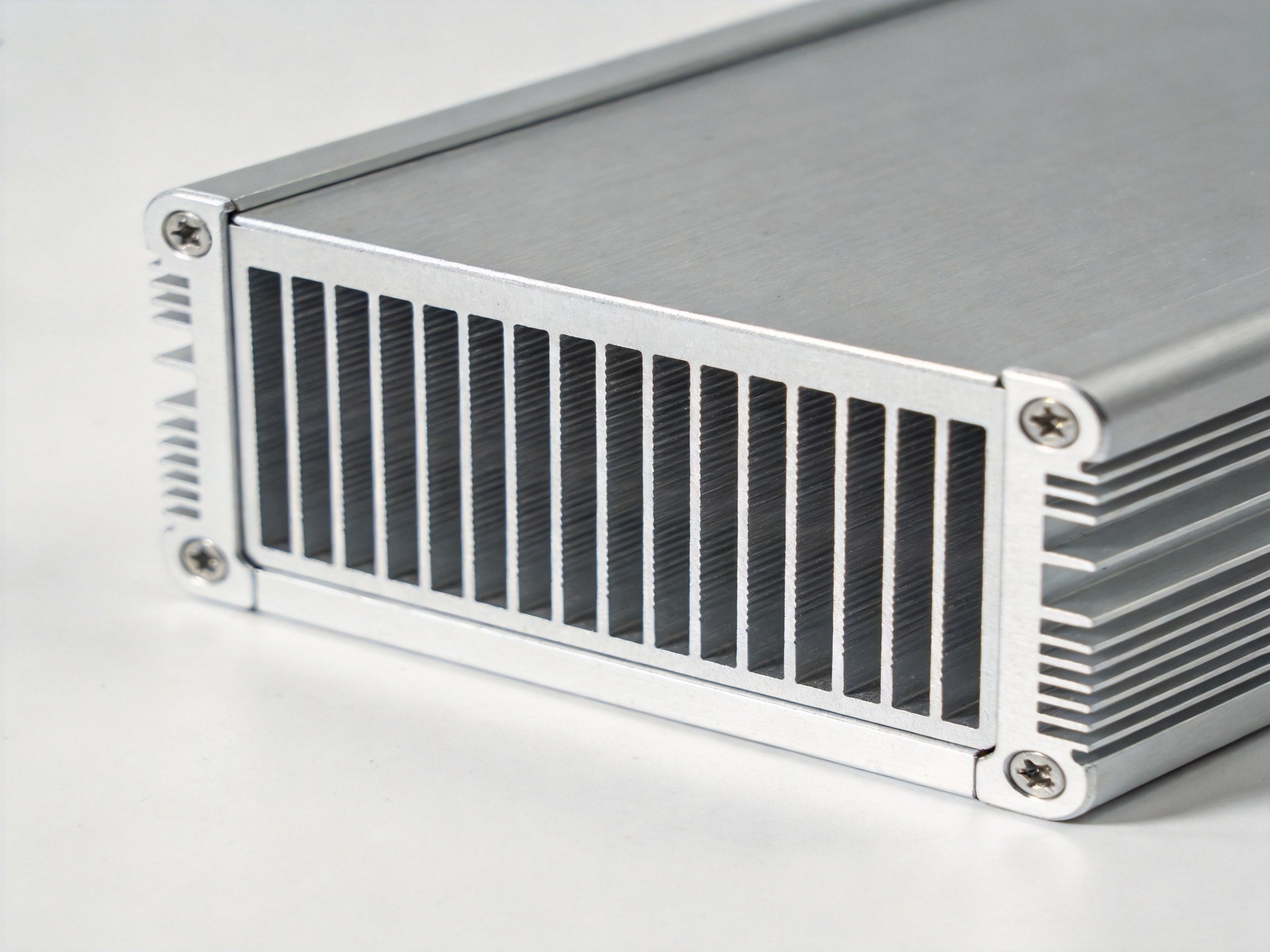 Silent fanless industrial panel PC in hospital medical station with clean aluminum body