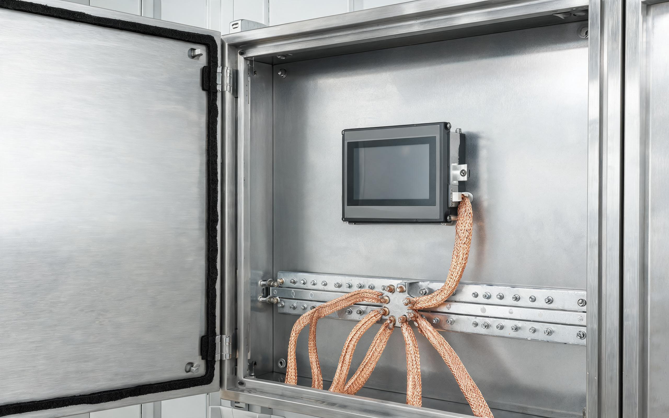 Equipotential Grounding System in Industrial Control Panel equipotential grounding bus bar with braided straps in industrial panel