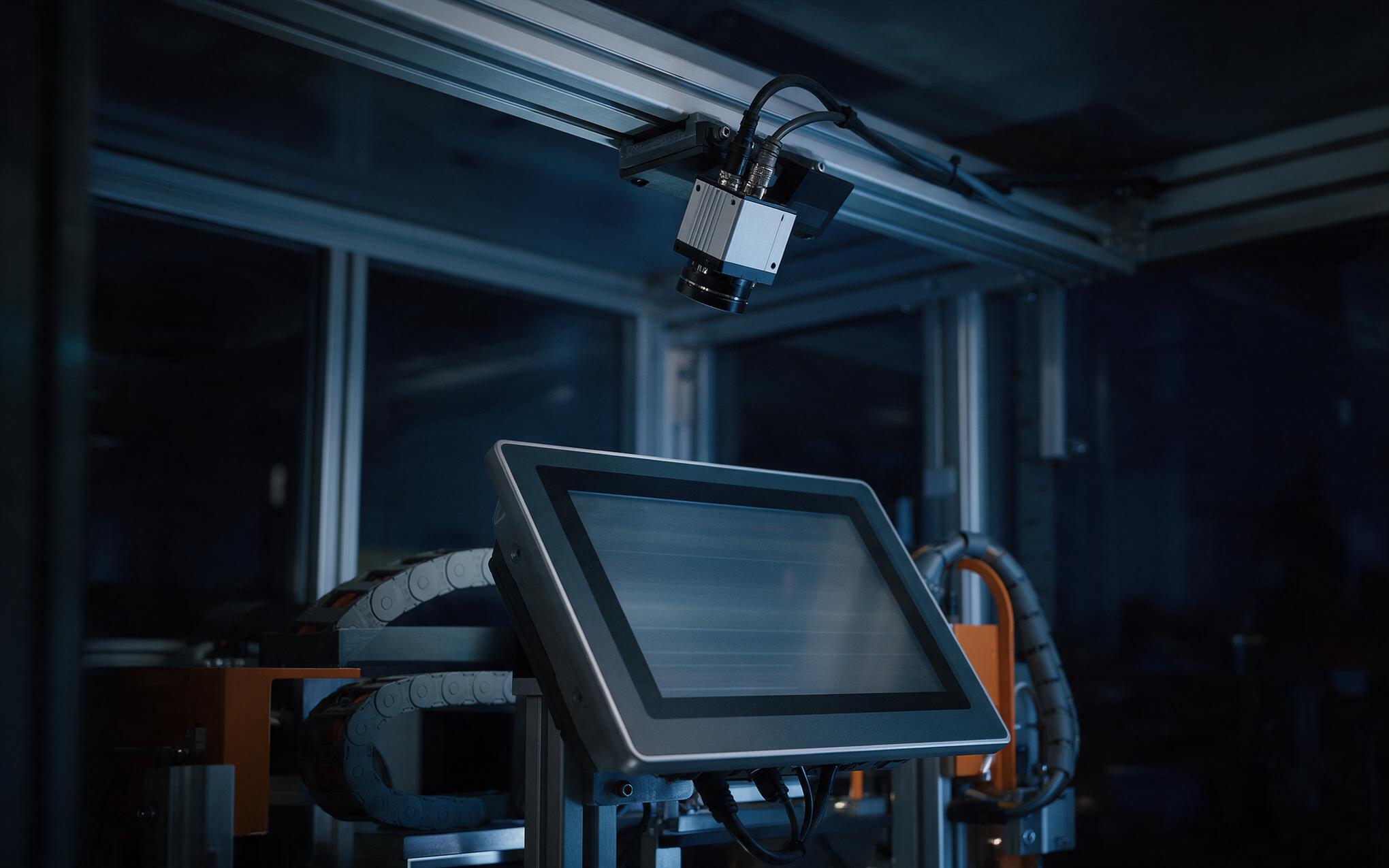 PWM dimming on a panel PC seen by a line camera Industrial panel pc display dimming under a line mounted inspection camera in a factory cell